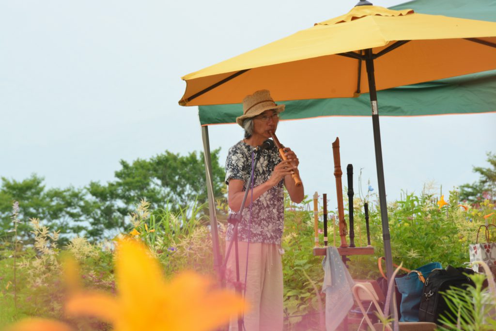 [終了]　いがりまさし お花畑ストリートライブ in 白馬五竜高山植物園 2020」
