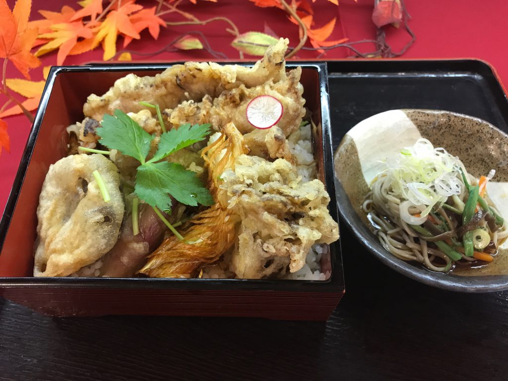 [終了]　蕎麦＆ガレット 緑の食卓 「秋の温泉ランチセット」